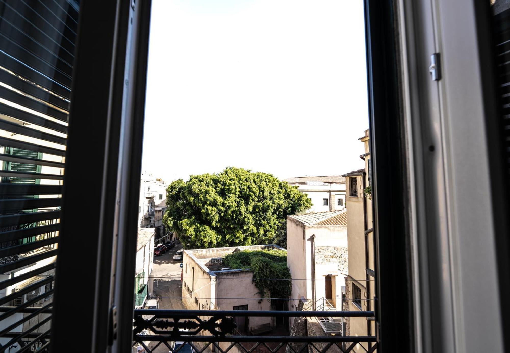 Maison D'Art Orleans Palerme Extérieur photo